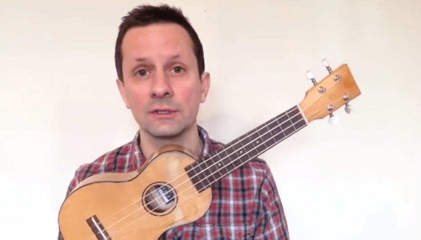 How to tune a ukulele!